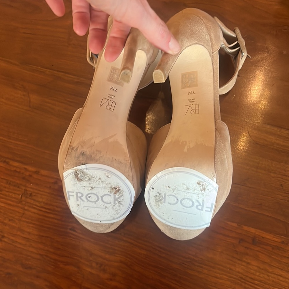 Pelle Moda O’Neal Platform Suede Heel Sandal - Picture 9 of 12